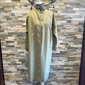 Elegant Women's Beige Trench Coat